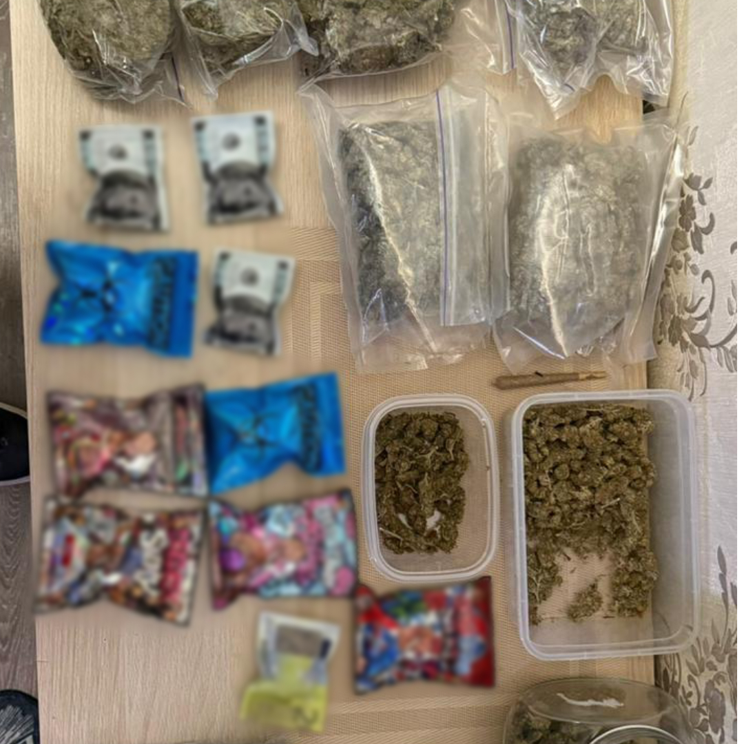 У Харкові поліцейські викрили групу осіб, які займалися збутом наркотиків