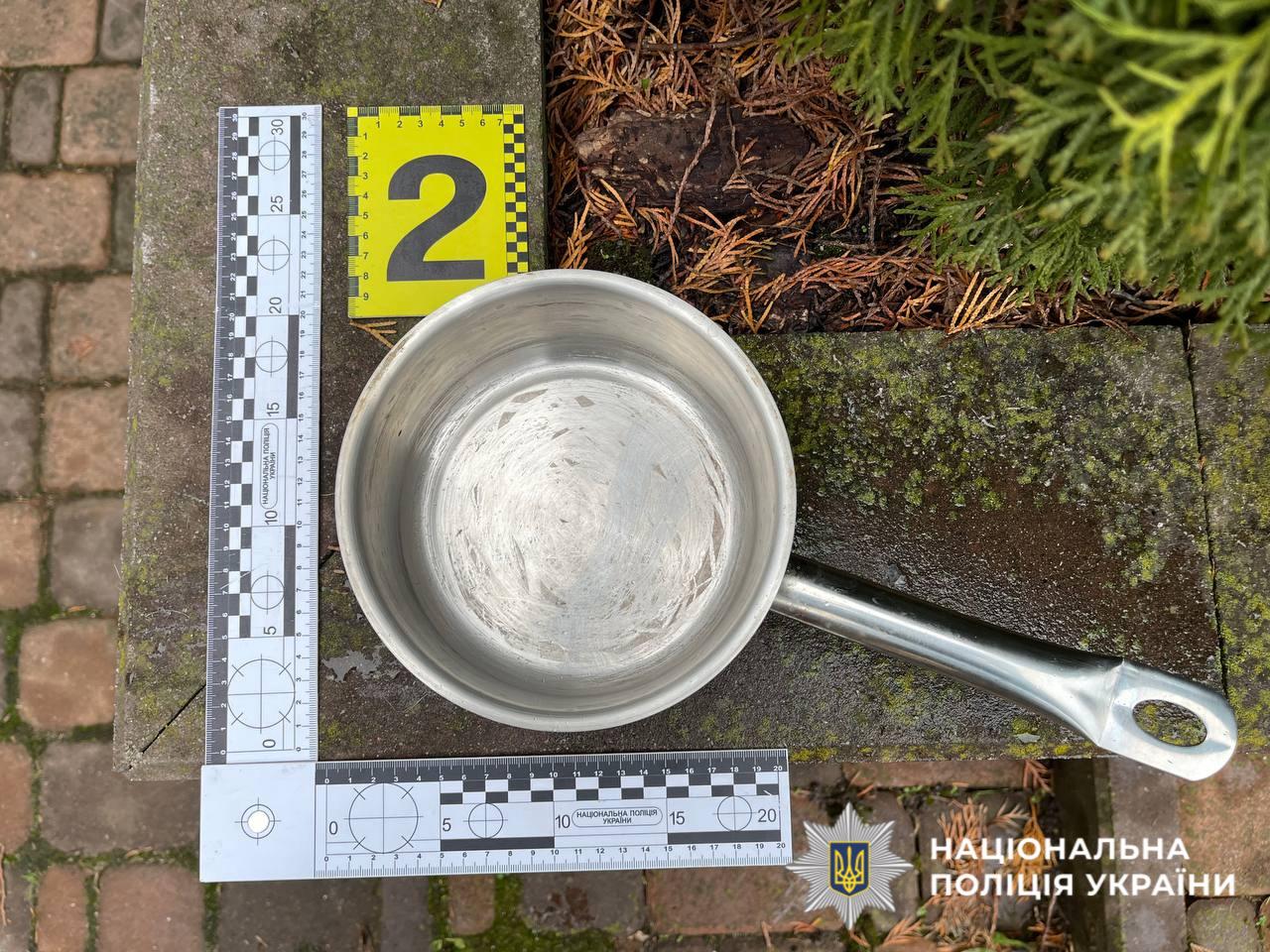 На фотографії зображено вилучений речовий доказ.