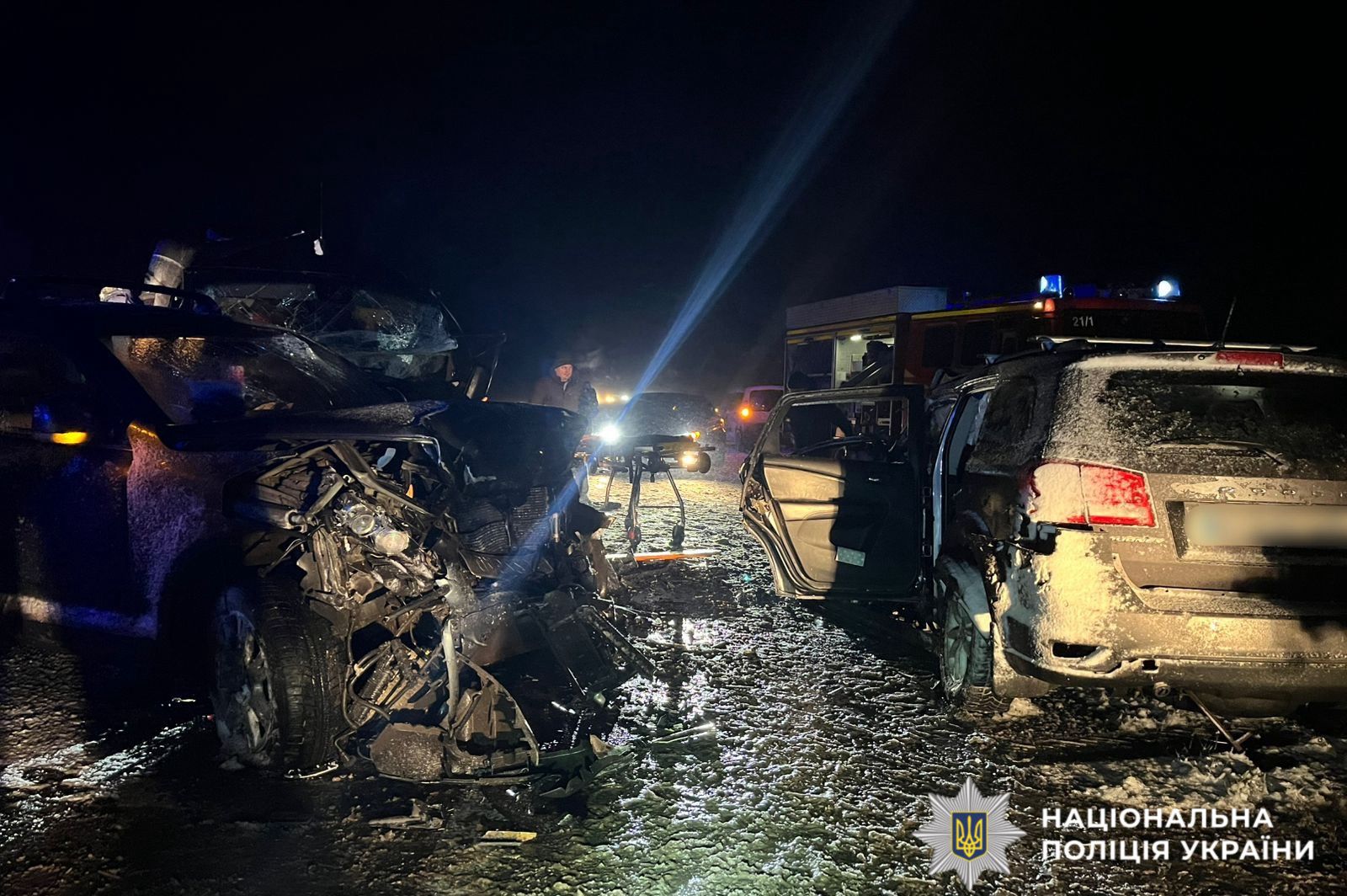 На фотографії зображено автомобілі, які є учасниками ДТП.