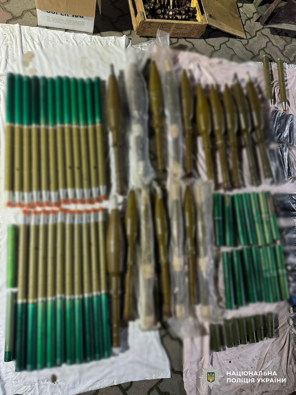 Нацполіція ліквідувала масштабний канал нелегального збуту зброї