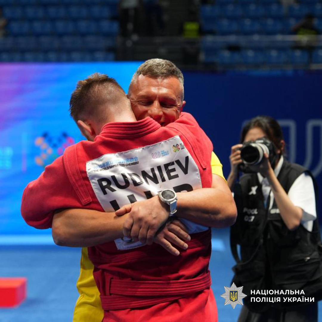 «Неможливе – можливе»: з таким гаслом по життю йде харківський поліцейський Владислав Руднєв