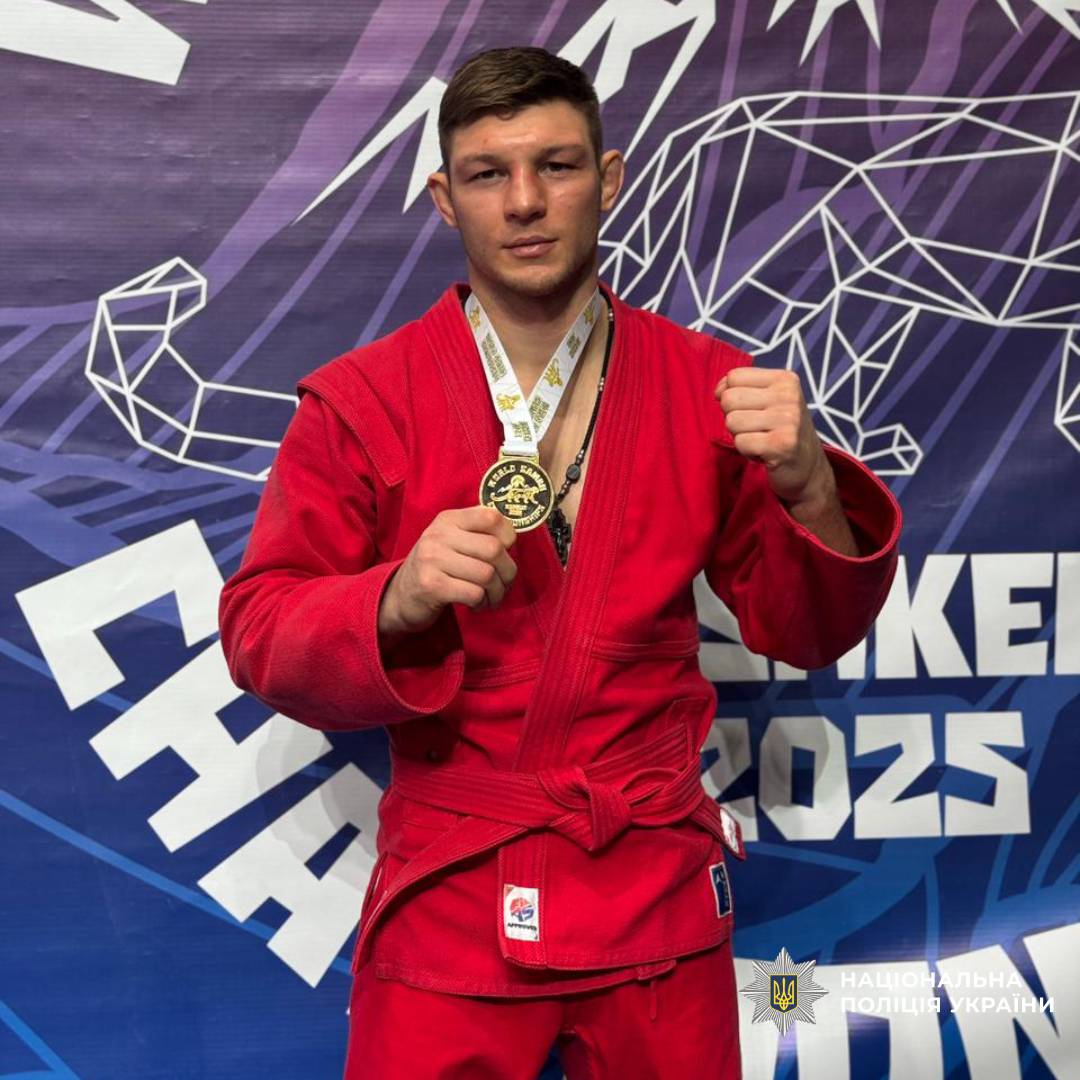 «Неможливе – можливе»: з таким гаслом по життю йде харківський поліцейський Владислав Руднєв