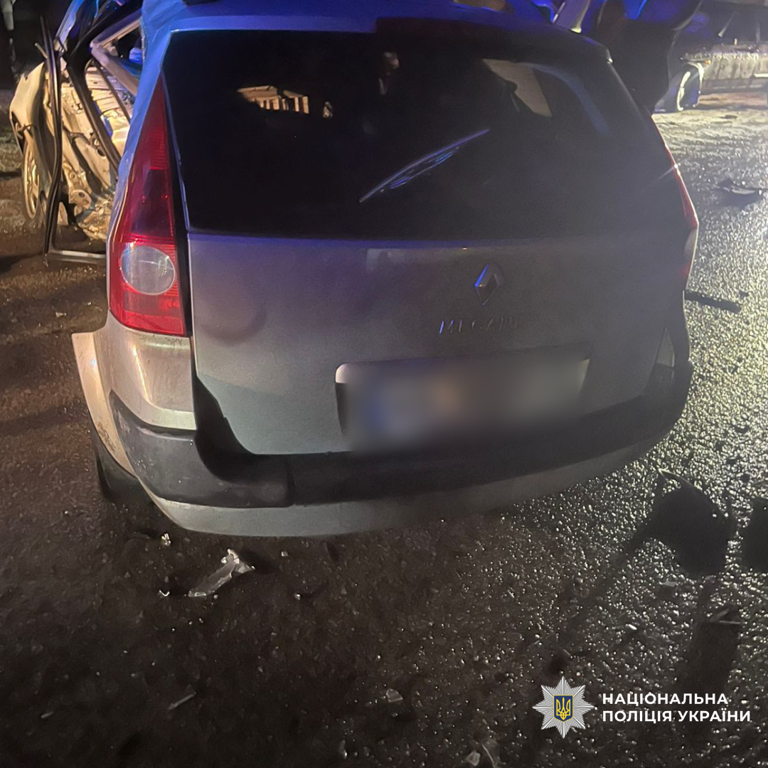 Внаслідок ДТП на Харківщині загинули двоє людей, ще двоє постраждали