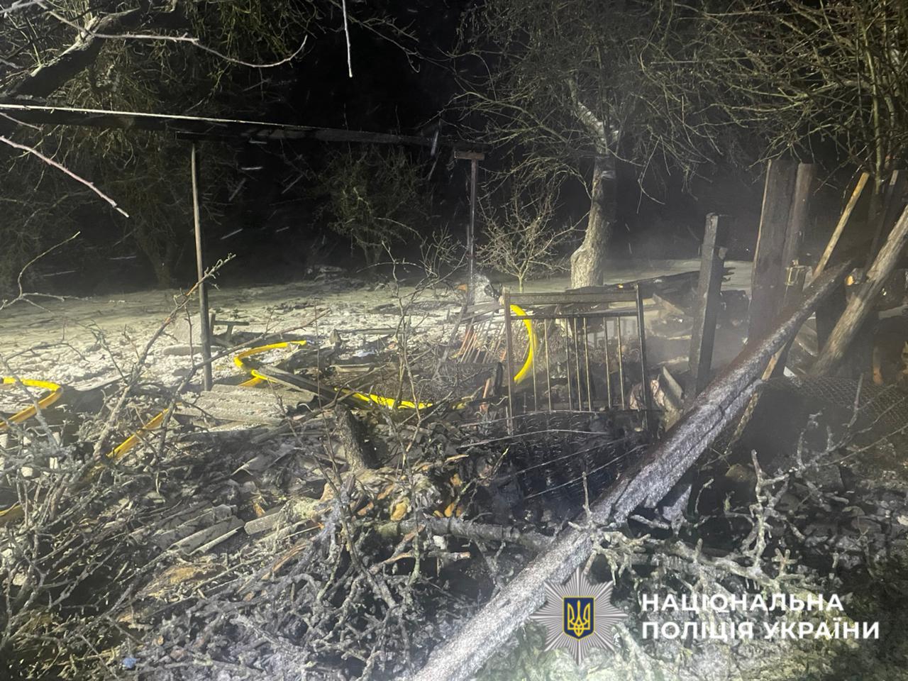 На фото зображено наслідки ворожої атаки.