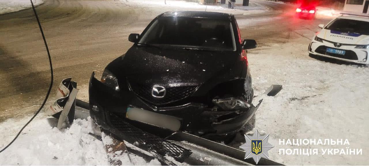 на фото зображено авто чоловіка.