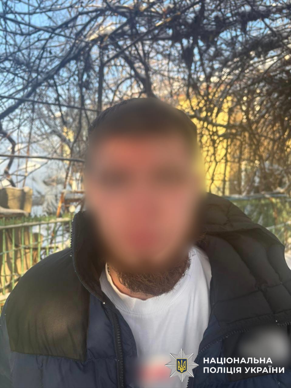 На фотографії зображено зловмисника.