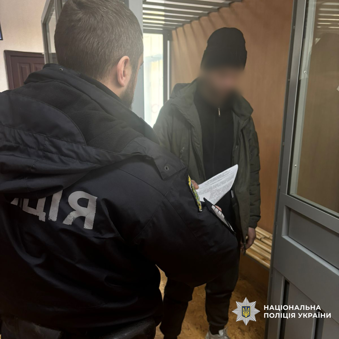 У Чугуєві поліцейські затримали двох громадян, причетних до підпалу автомобілів