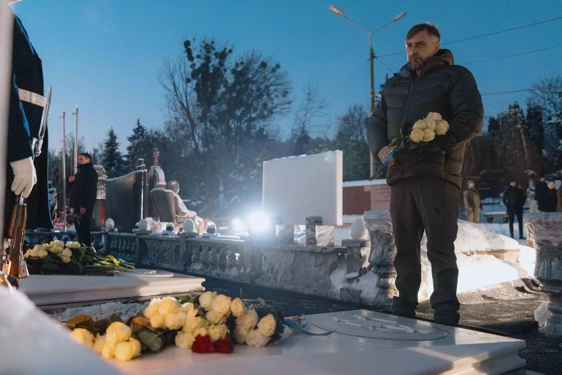 Треті роковини трагедії в Броварах: керівництво МВС вшанувало пам’ять загиблих