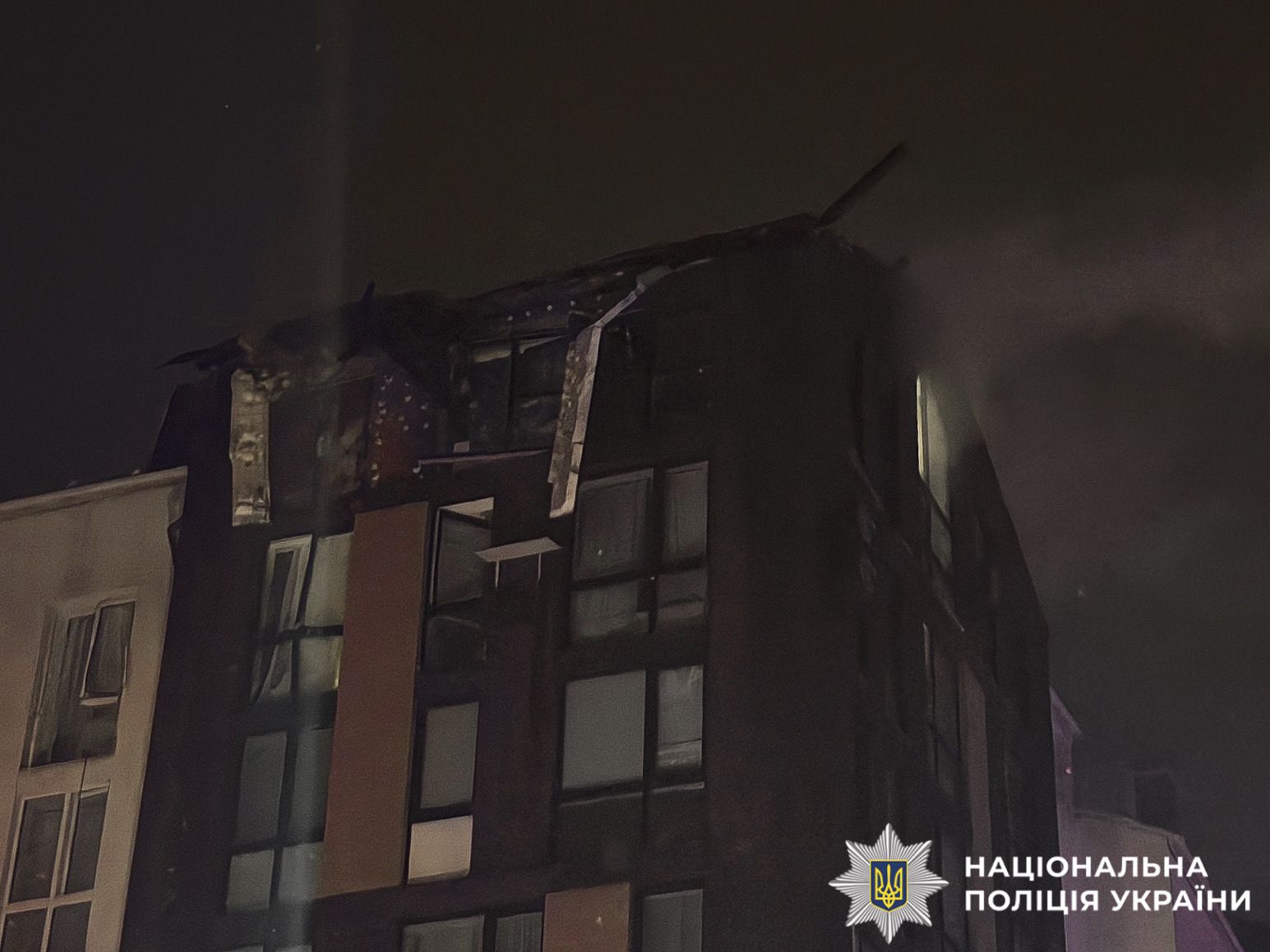 На фотографії зображено наслідки ворожої атаки.