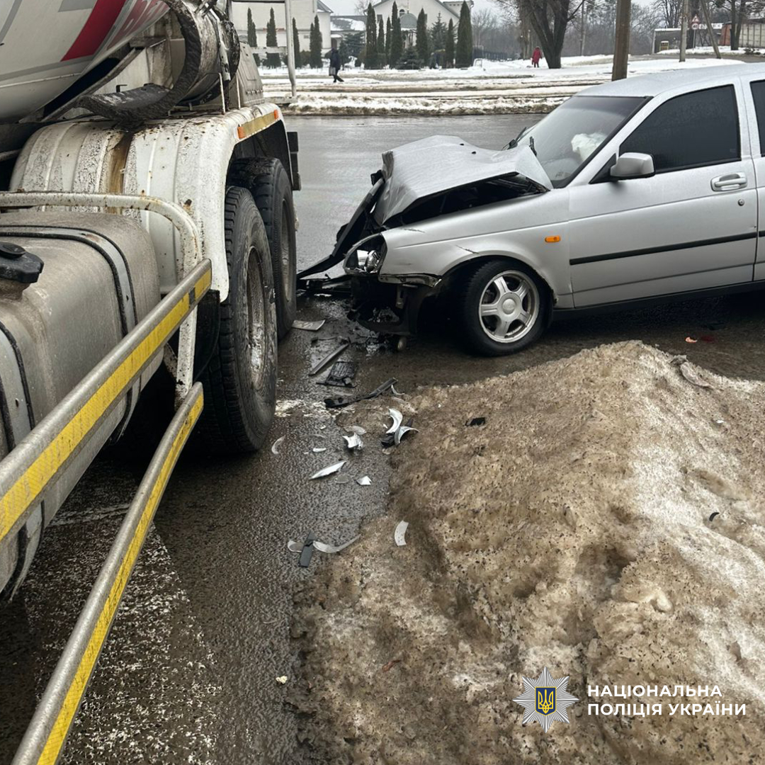 Поліцейські Харкова встановлюють обставини ДТП в Шевченківському районі