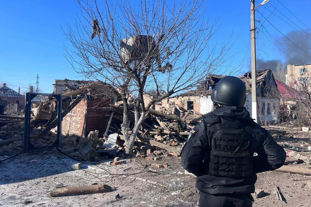 Зруйнований будинок