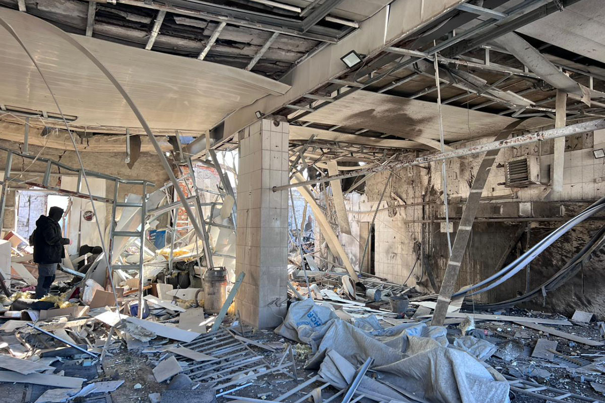 Зруйнована будівля