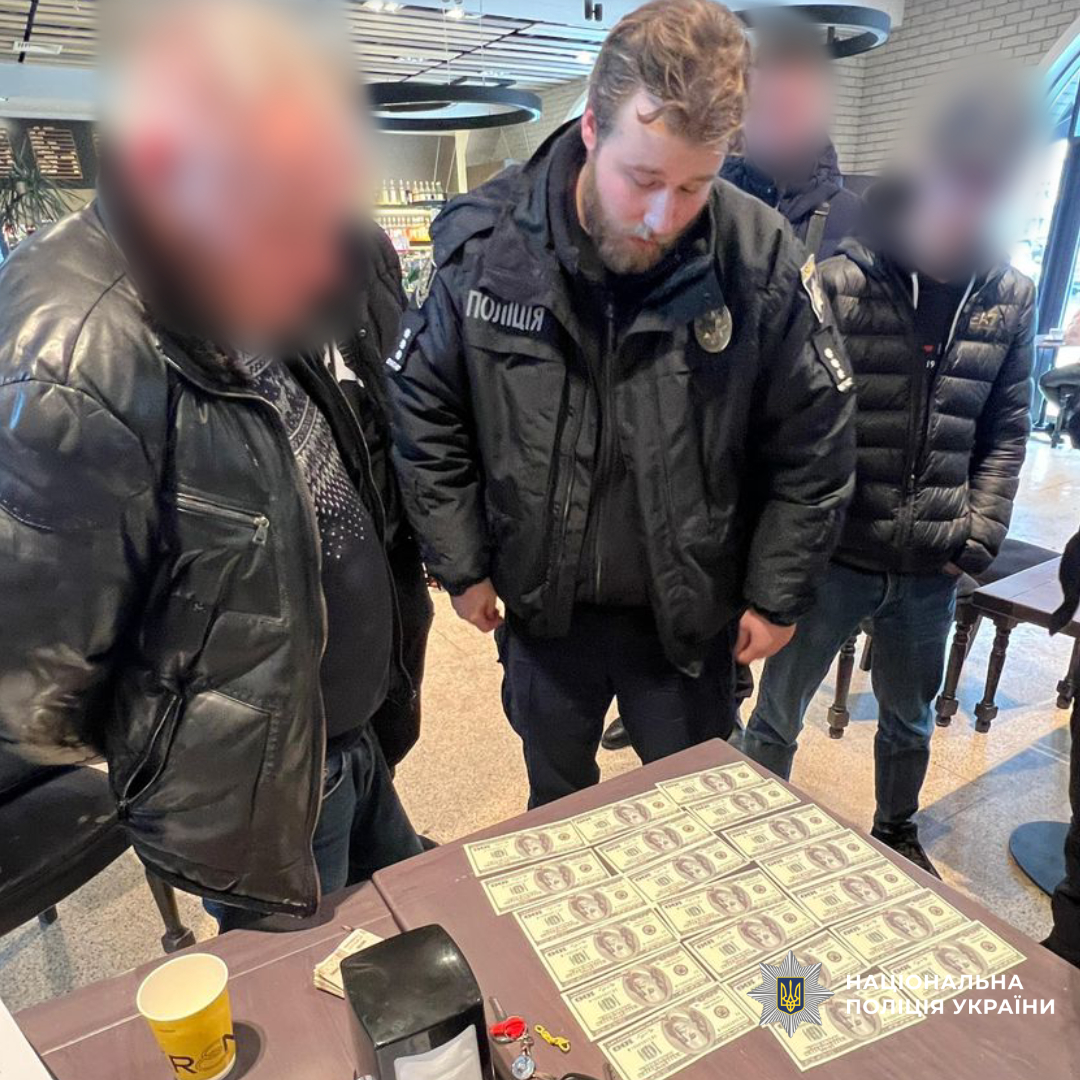 У Харкові поліцейські викрили канал незаконного переправлення чоловіків за кордон під час воєнного стану