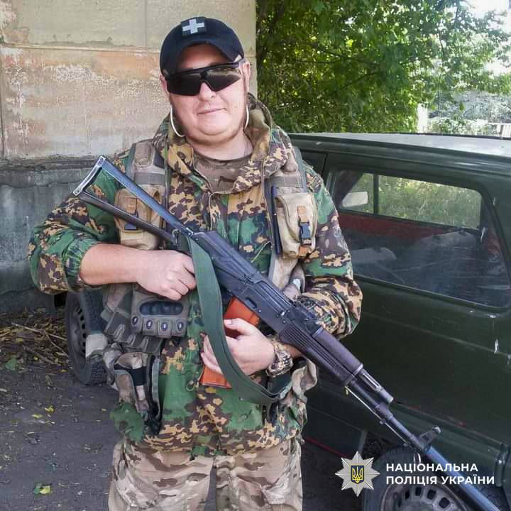 На фотографії зображено Сергія Шпака - ветерана збройних сил, який після реабілітації виявив бажання працювати в поліції Київщини.