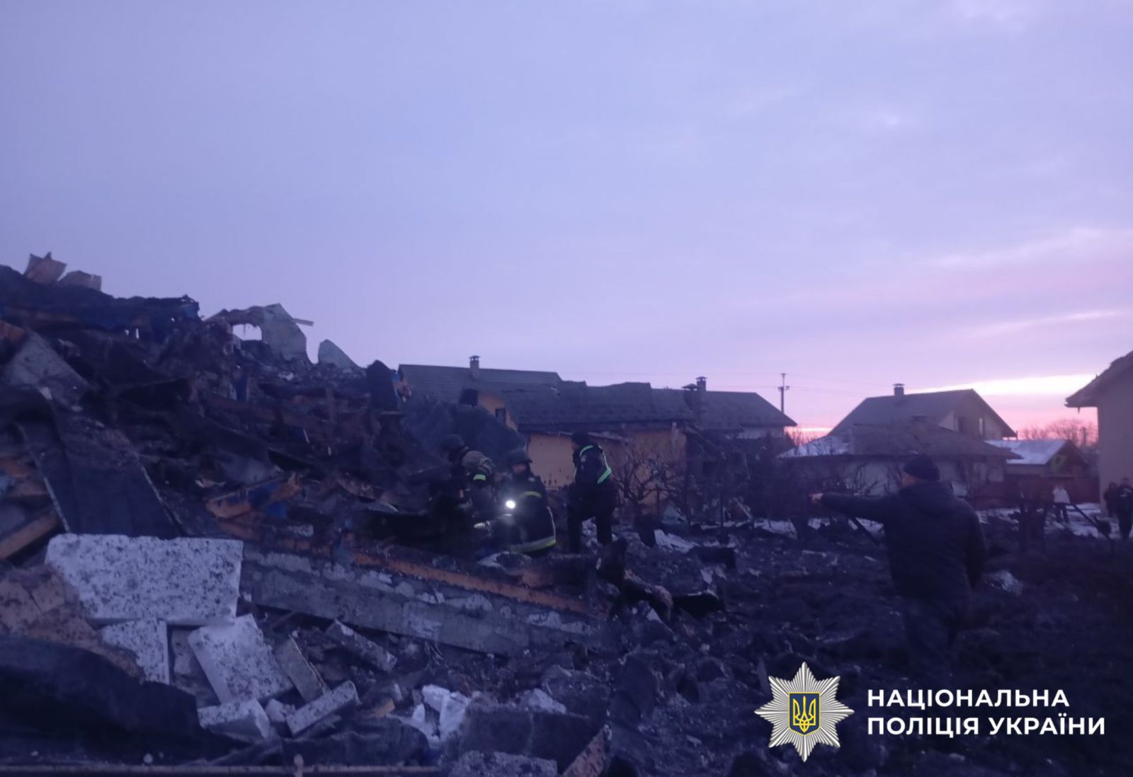 На фото зображено місце події.