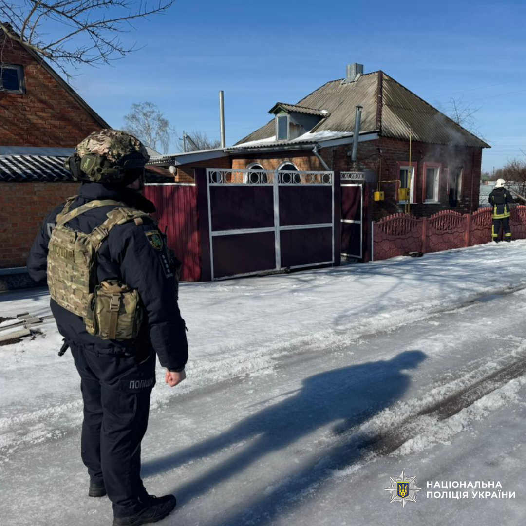 Постраждали цивільні: поліцейські документують наслідки ворожих ударів по Харківщині