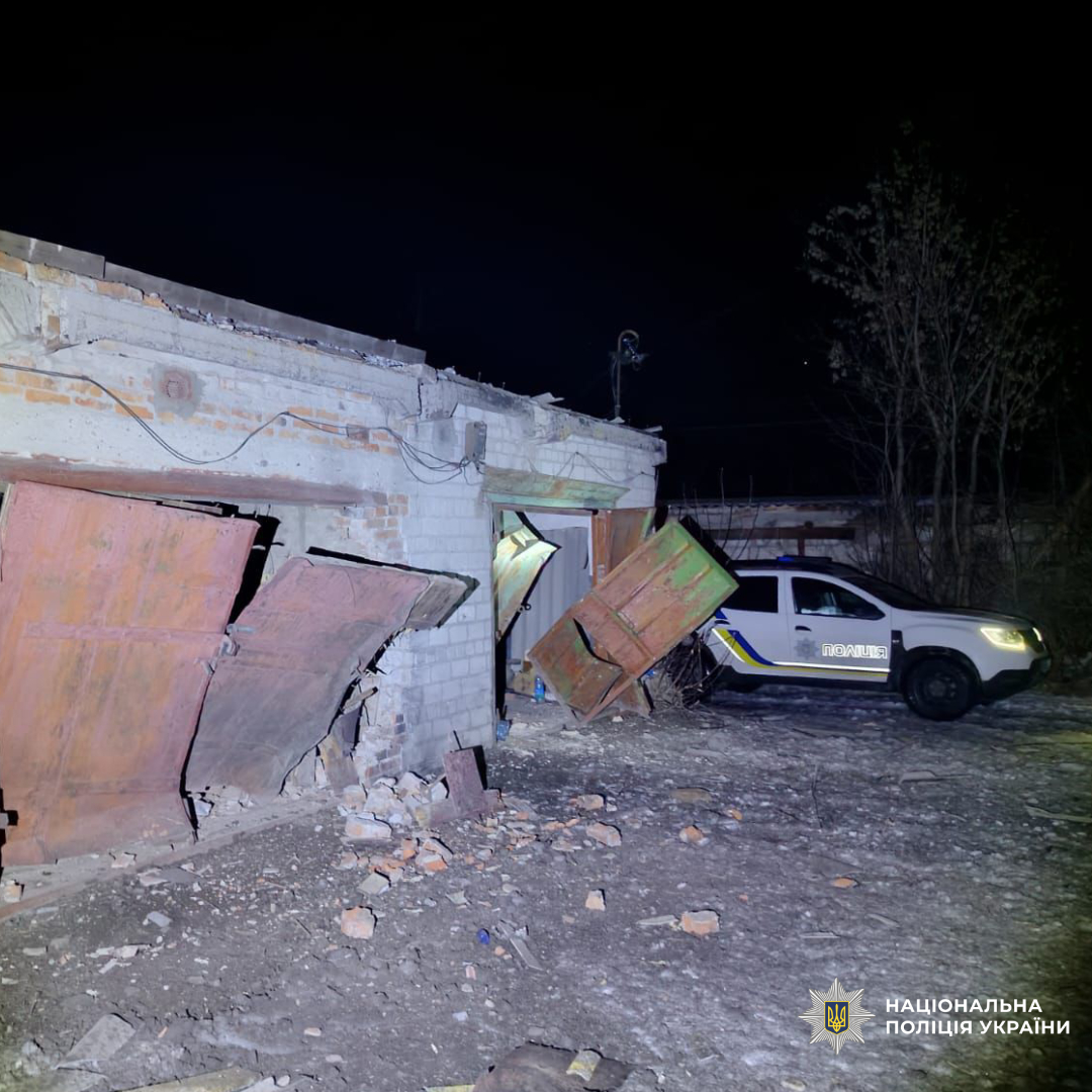 Постраждали цивільні: поліцейські документують наслідки ворожих ударів по Харківщині
