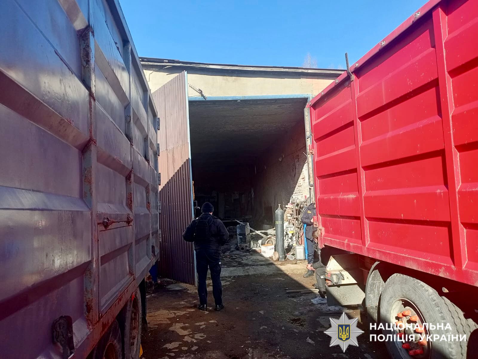 На фотографії зображено місце події, де чоловік отримав травмування.