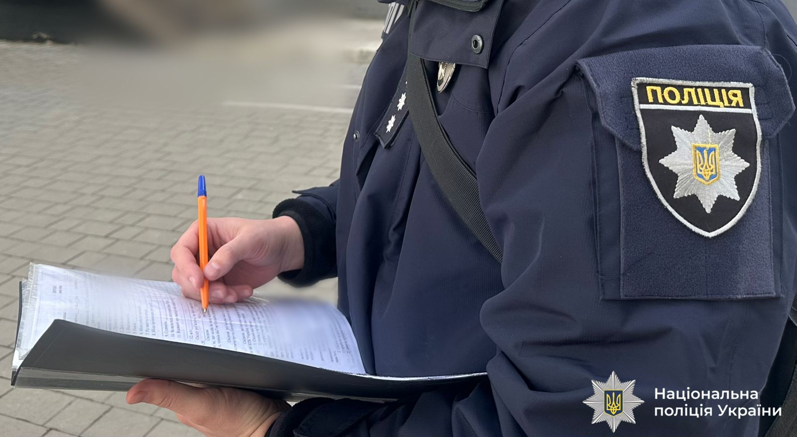 Правоохоронці встановлюють обставини дорожньо-транспортної пригоди, у якій травмувалися двоє дітей — малолітня дитина та пасажирка електросамоката.