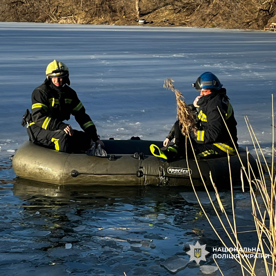 У Харкові поліція встановлює обставини загибелі двох дітей на водоймі
