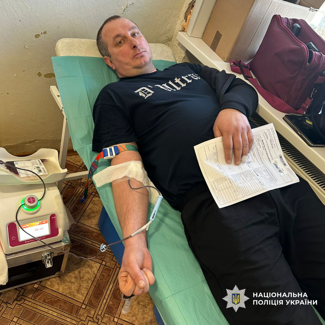 Поліцейські Берестинщини долучилися до донорства крові