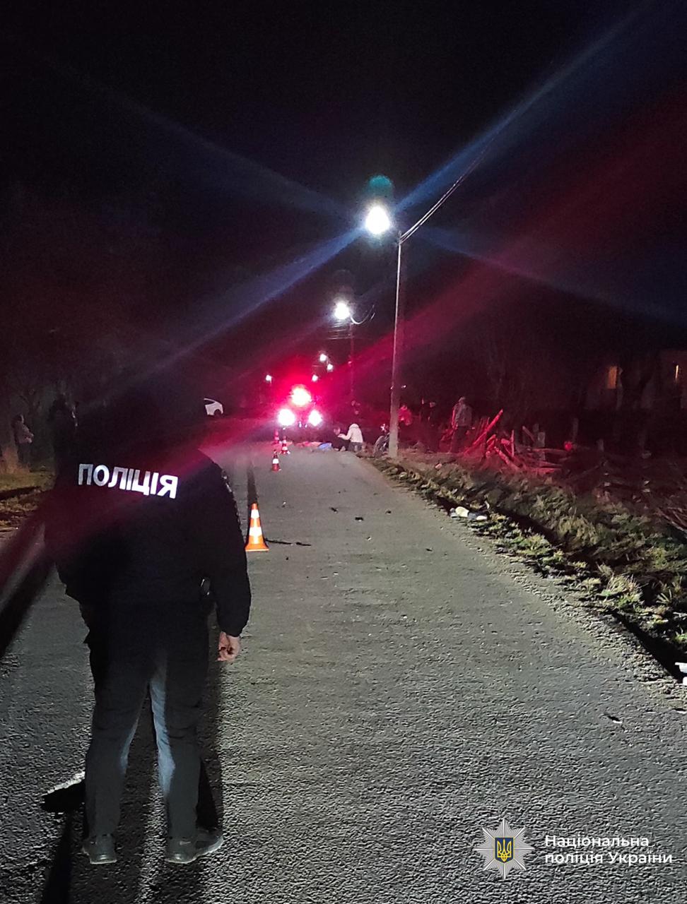 Поліцейські Івано-Франківщини оперативно розшукали водія, який скоїв смертельну ДТП та втік з місця події