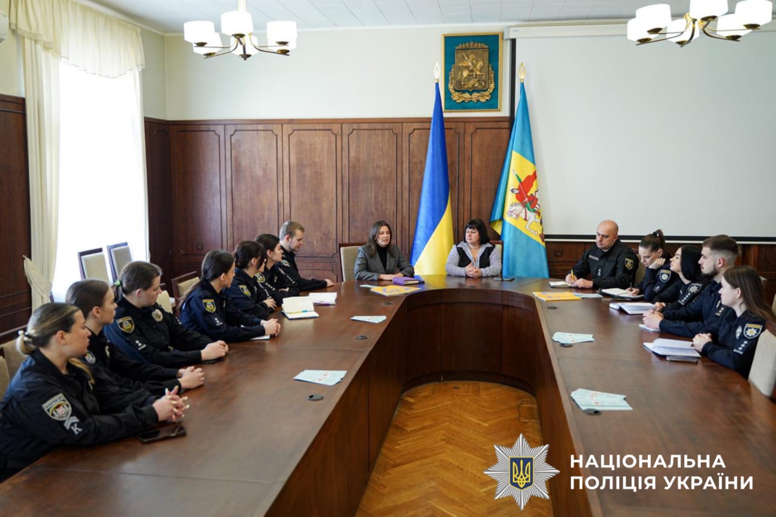 Загальне фото наради