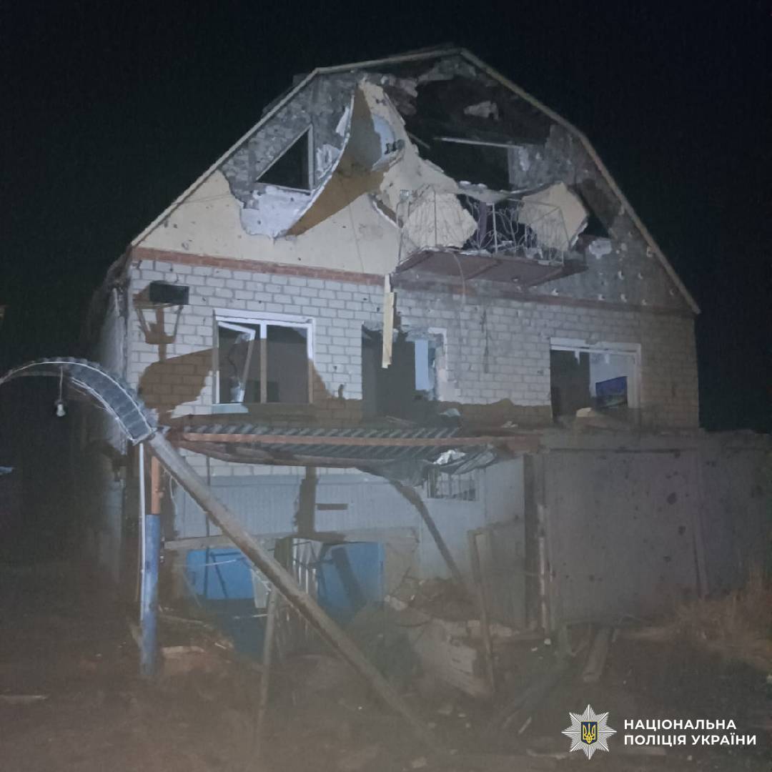 На Харківщині від ворожих обстрілів постраждали 10 людей: поліцейські задокументували наслідки воєнних злочинів  ворога