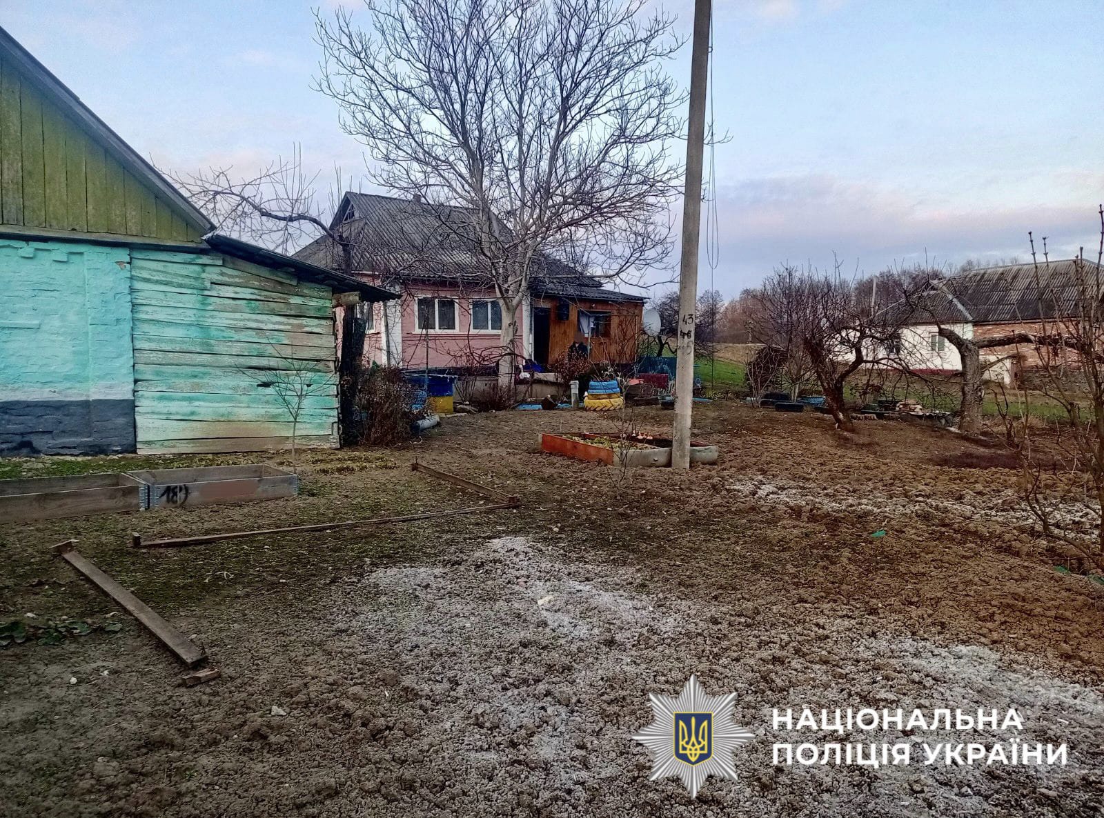 На фотографії зображено місце події.