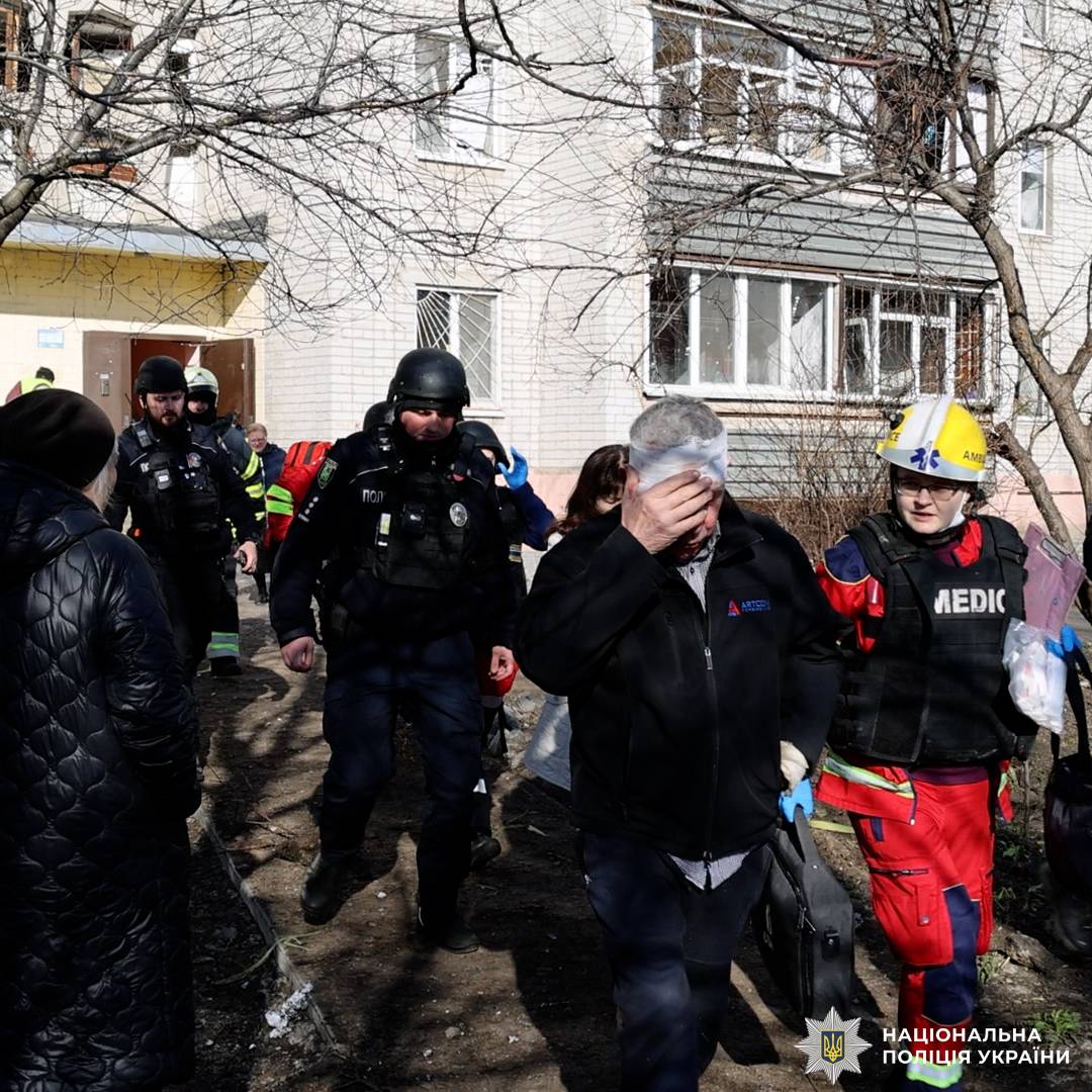 На Харківщині від ворожих обстрілів загинули дві людини, є постраждалі: поліцейські задокументували наслідки воєнних злочинів  ворога