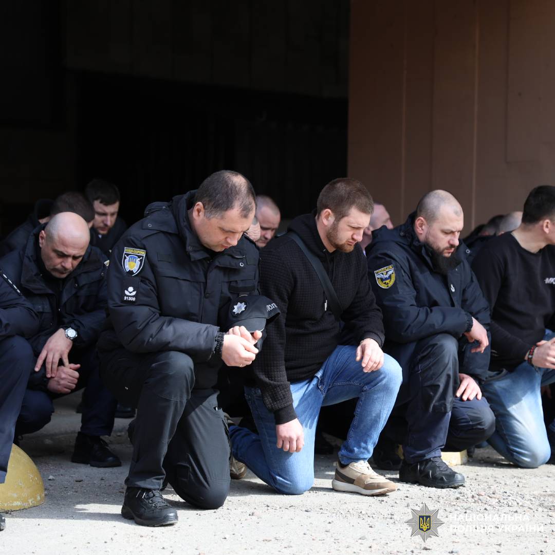 У Харкові попрощалися із поліцейським Юрієм Тарасенком, який загинув, захищаючи Україну від російської навали