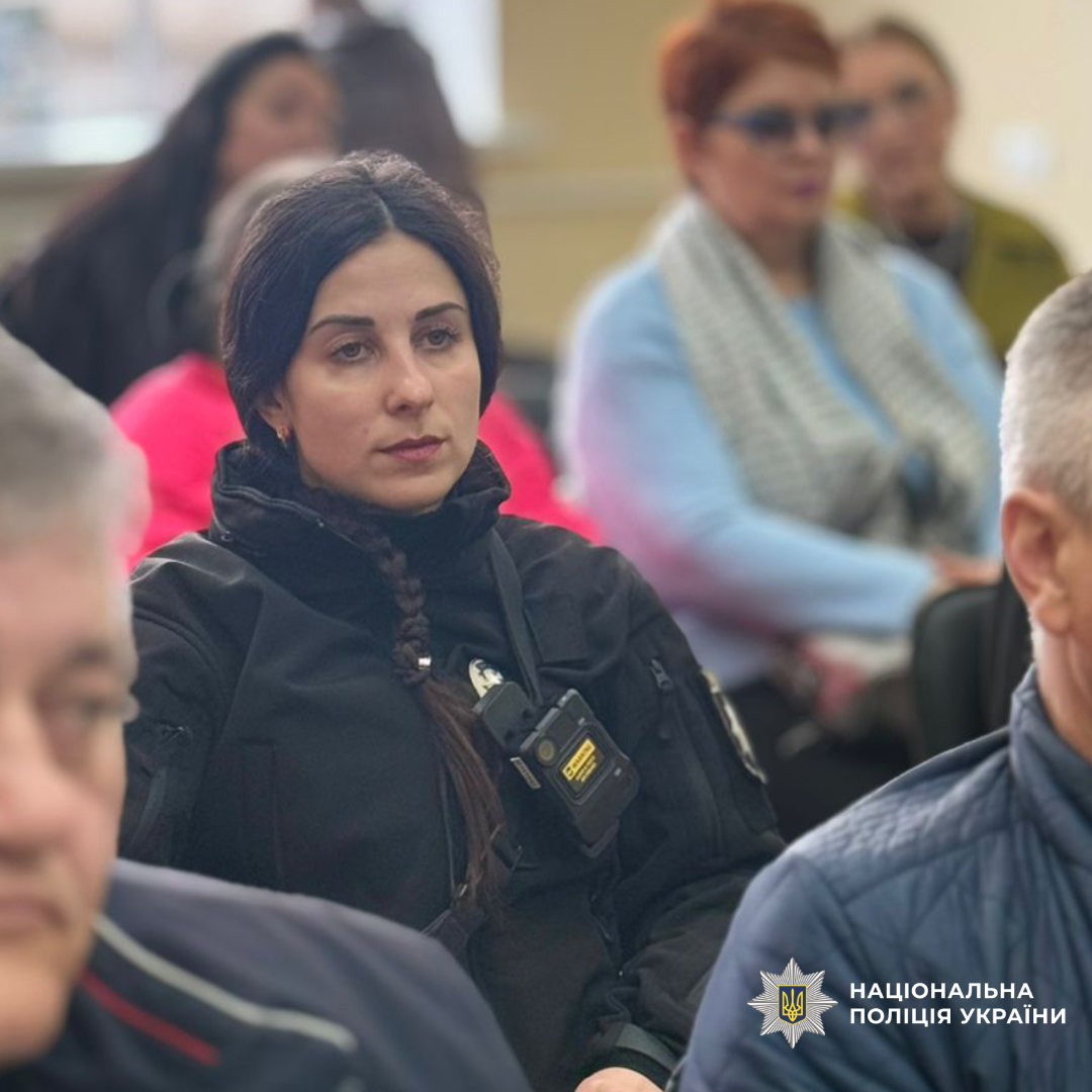 У Берестинському районі поліцейські взяли участь у тематичному заході, спрямованому на допомогу безпритульним тваринам