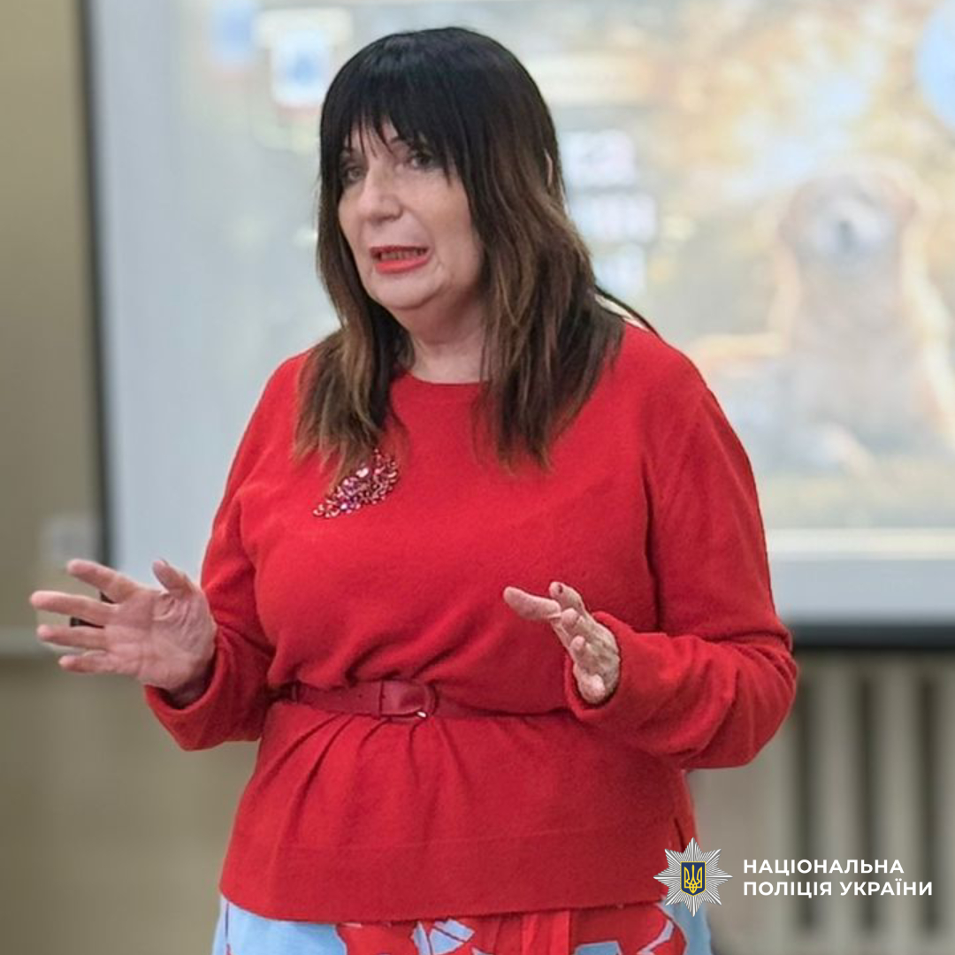 У Берестинському районі поліцейські взяли участь у тематичному заході, спрямованому на допомогу безпритульним тваринам