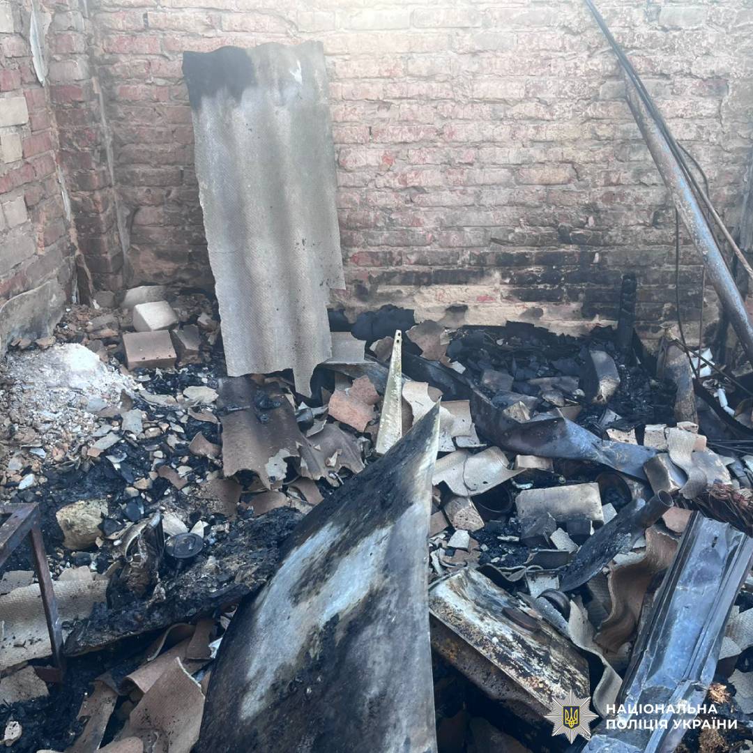 Загинула жінка, ще кілька людей постраждали: поліція документує наслідки воєнних злочинів на Харківщині