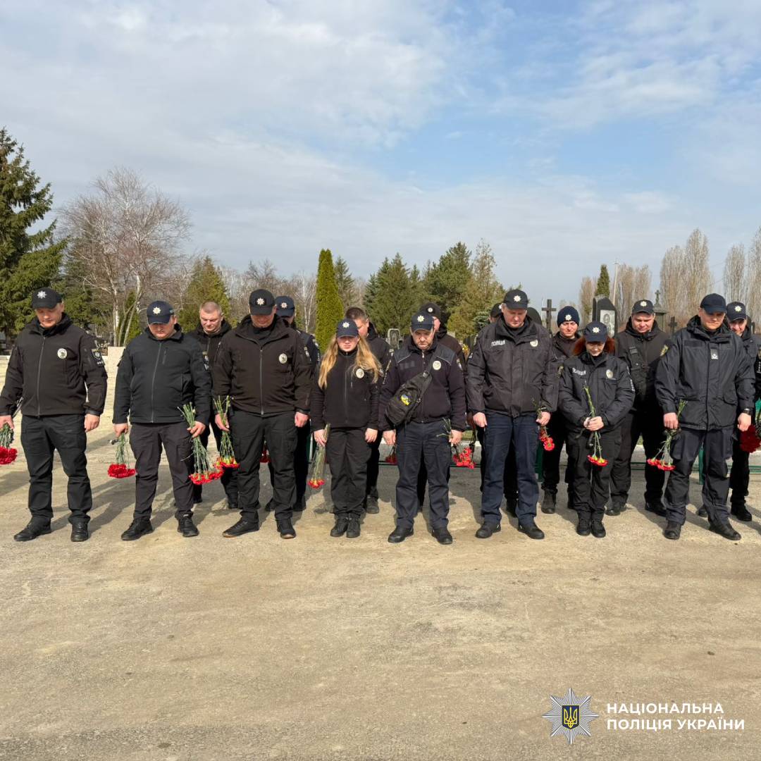 Колеги та побратими вшанували пам’ять загиблого поліцейського Євгена Калгана: 40 днів від дня загибелі