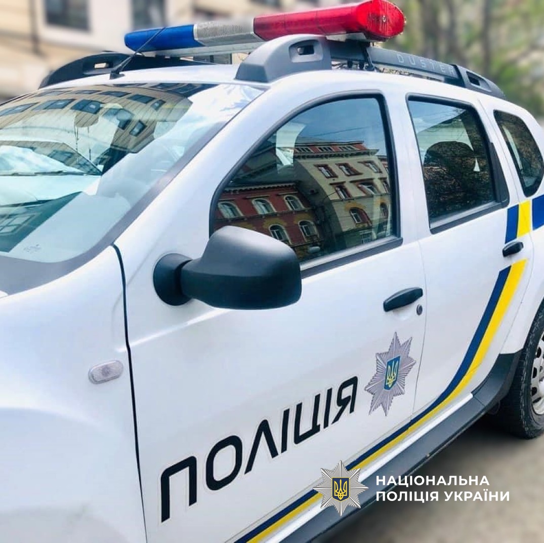 Нанесли тілесні ушкодження ветеранам війни та чинили опір поліцейським: на Прикарпатті затримано двох молодиків