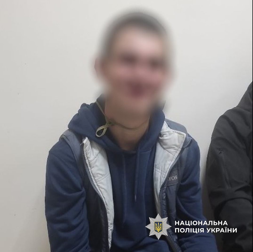 Нанесли тілесні ушкодження ветеранам війни та чинили опір поліцейським: на Прикарпатті затримано двох молодиків