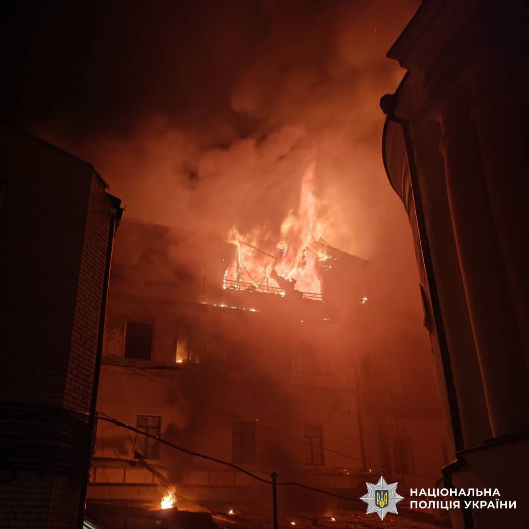 Постраждали п’ятеро людей, серед яких немовля: поліція Харкова задокументувала наслідки нічних обстрілів