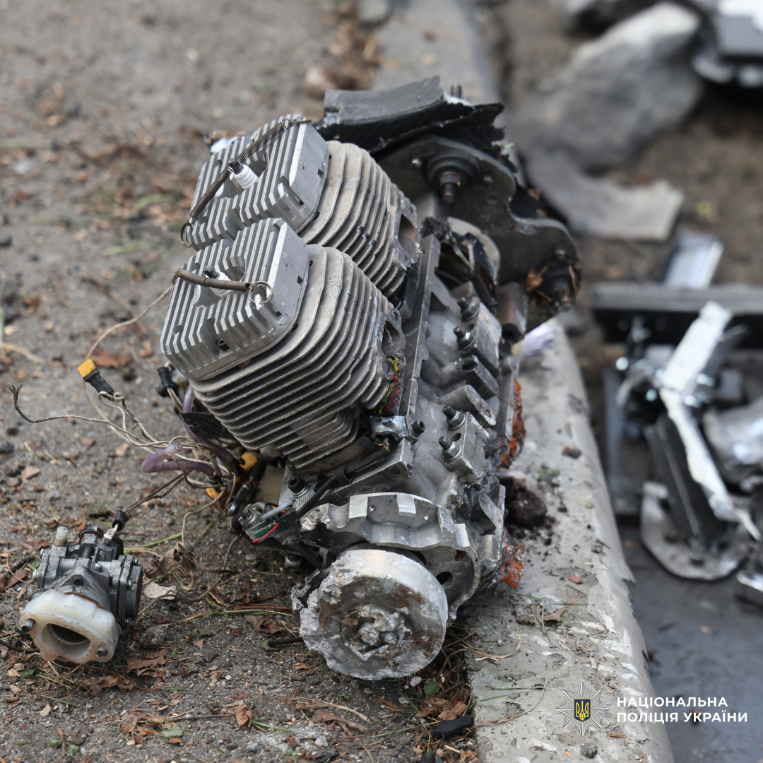 поліція працює на місці обстрілу