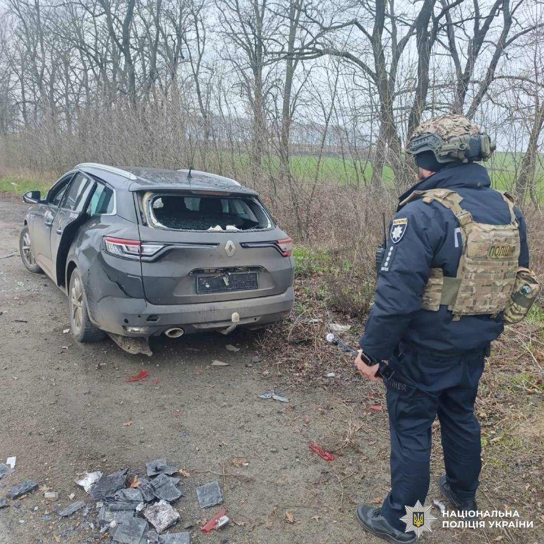 Через ворожі атаки на Харківщині одна людина загинула, троє постраждали: поліцейські задокументували наслідки воєнних злочинів