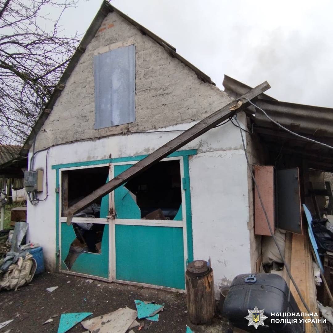 Через ворожі атаки на Харківщині одна людина загинула, троє постраждали: поліцейські задокументували наслідки воєнних злочинів