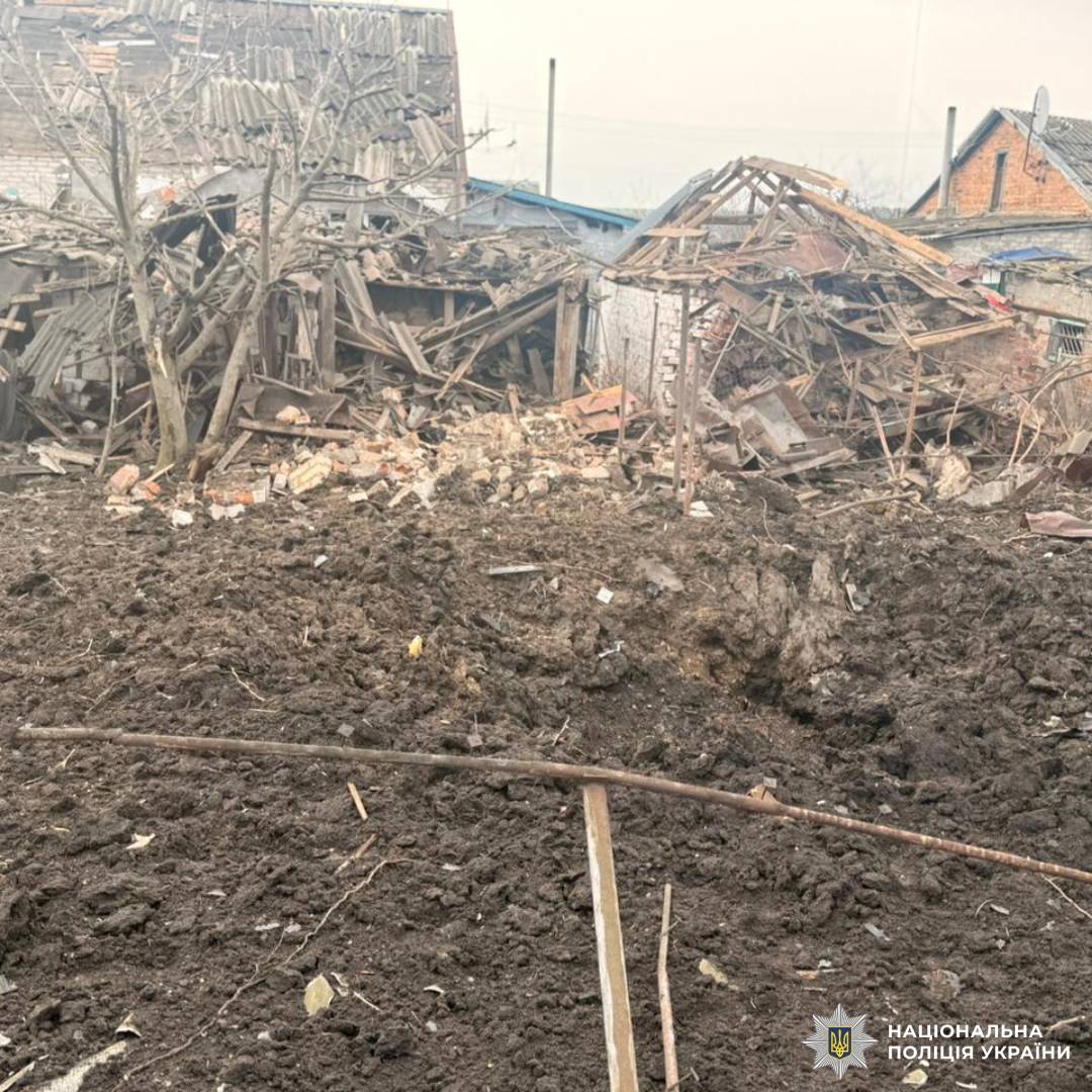 Через ворожі атаки на Харківщині одна людина загинула, троє постраждали: поліцейські задокументували наслідки воєнних злочинів