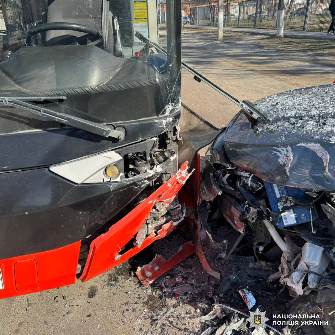 Протягом березня кількість ДТП  на Харківщині зменшилася: поліція проаналізувала стан аварійності на автошляхах