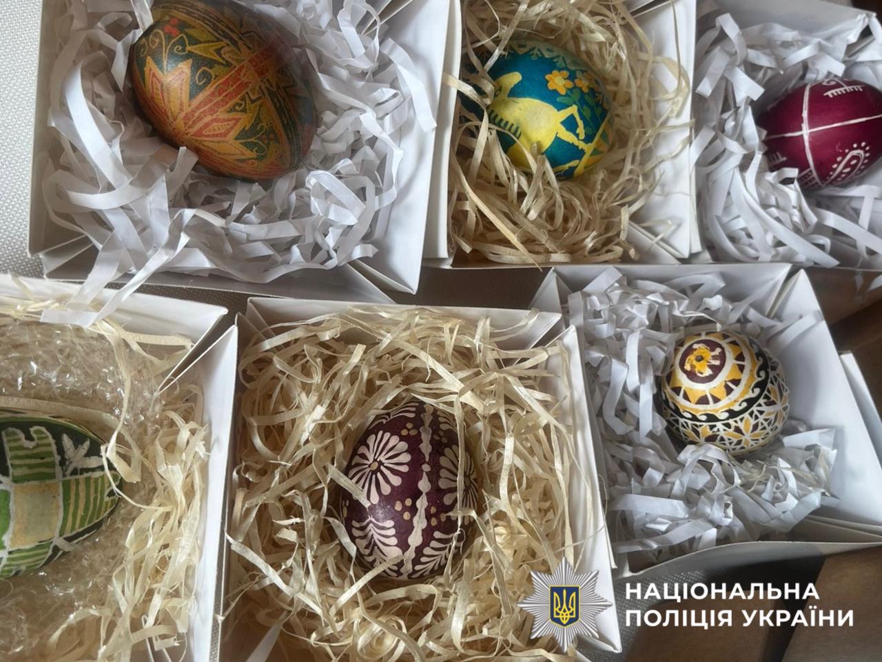 На фото готові вироби.