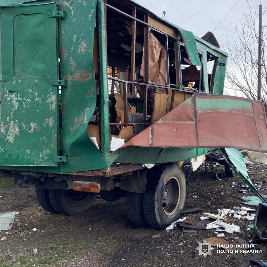 поліцейські Харківщини задокументували наслідки ворожих обстрілів