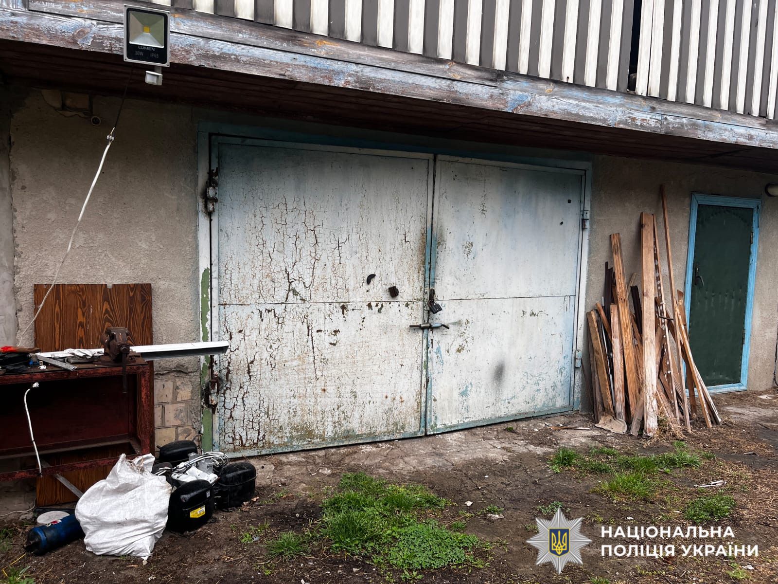 На фото зображено місце події.