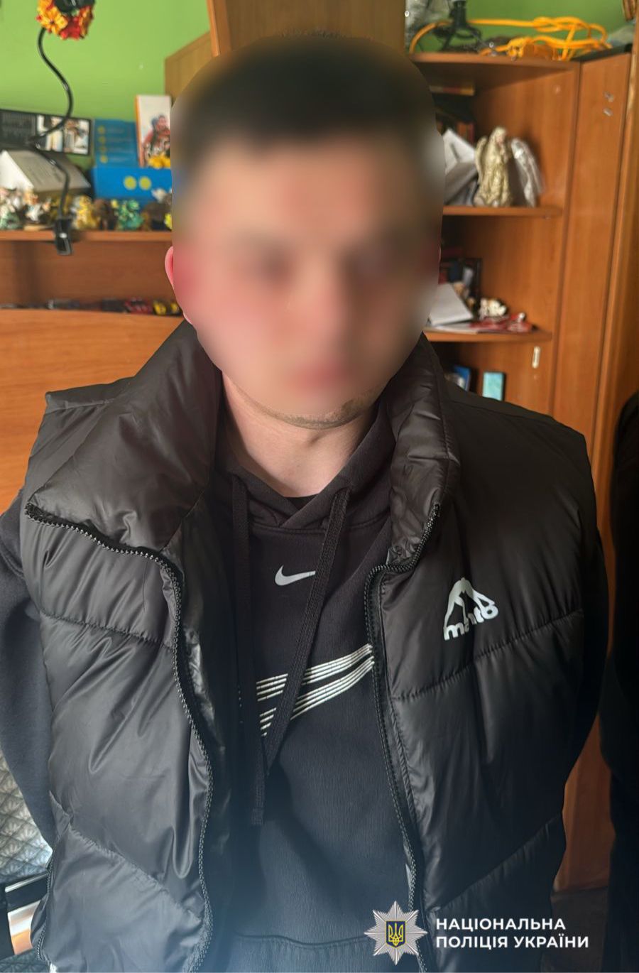 На фото затриманий.