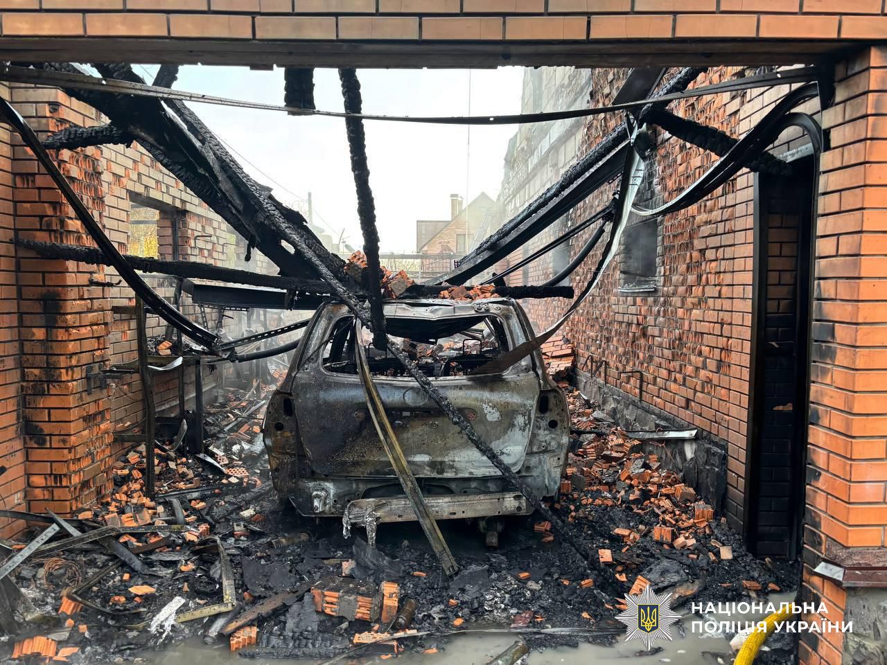 Фото пошкодженого автомобіля.