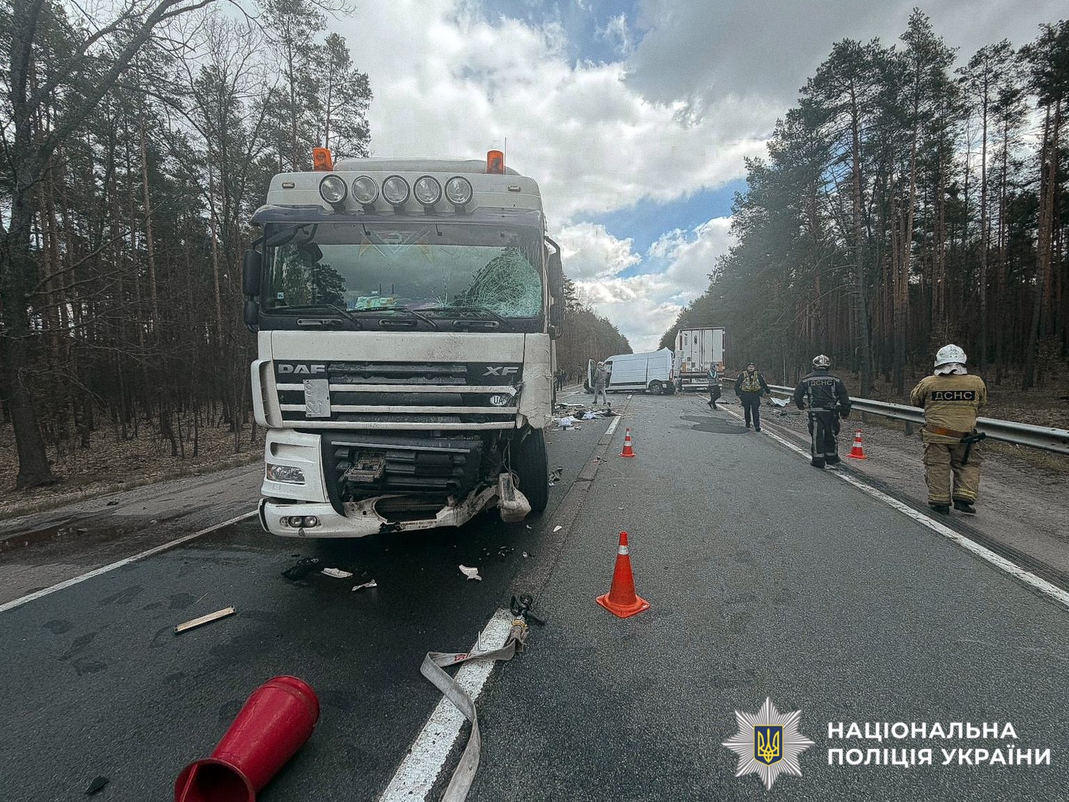 На фото зображено місце події.