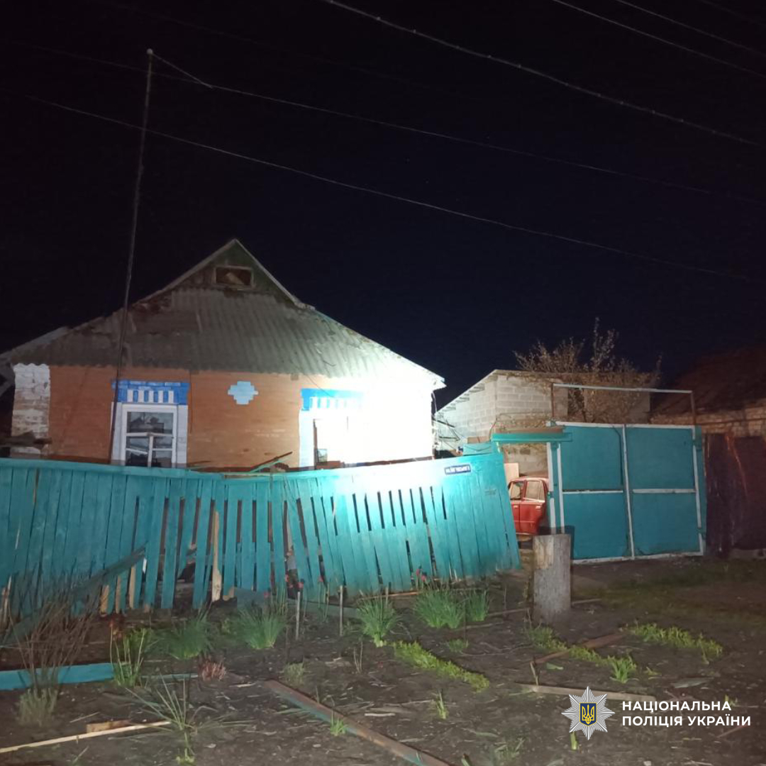 Через ворожі обстріли Харківщини є жертви серед населення: поліцейські задокументували наслідки воєнних злочинів